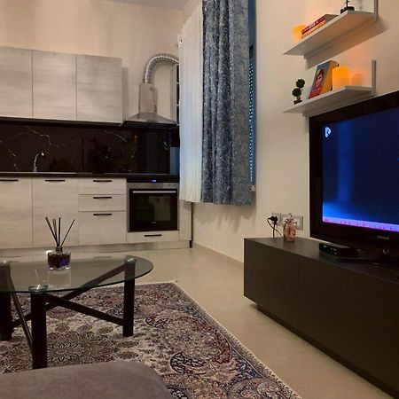 Jessica'S Apartment Тирана Екстериор снимка
