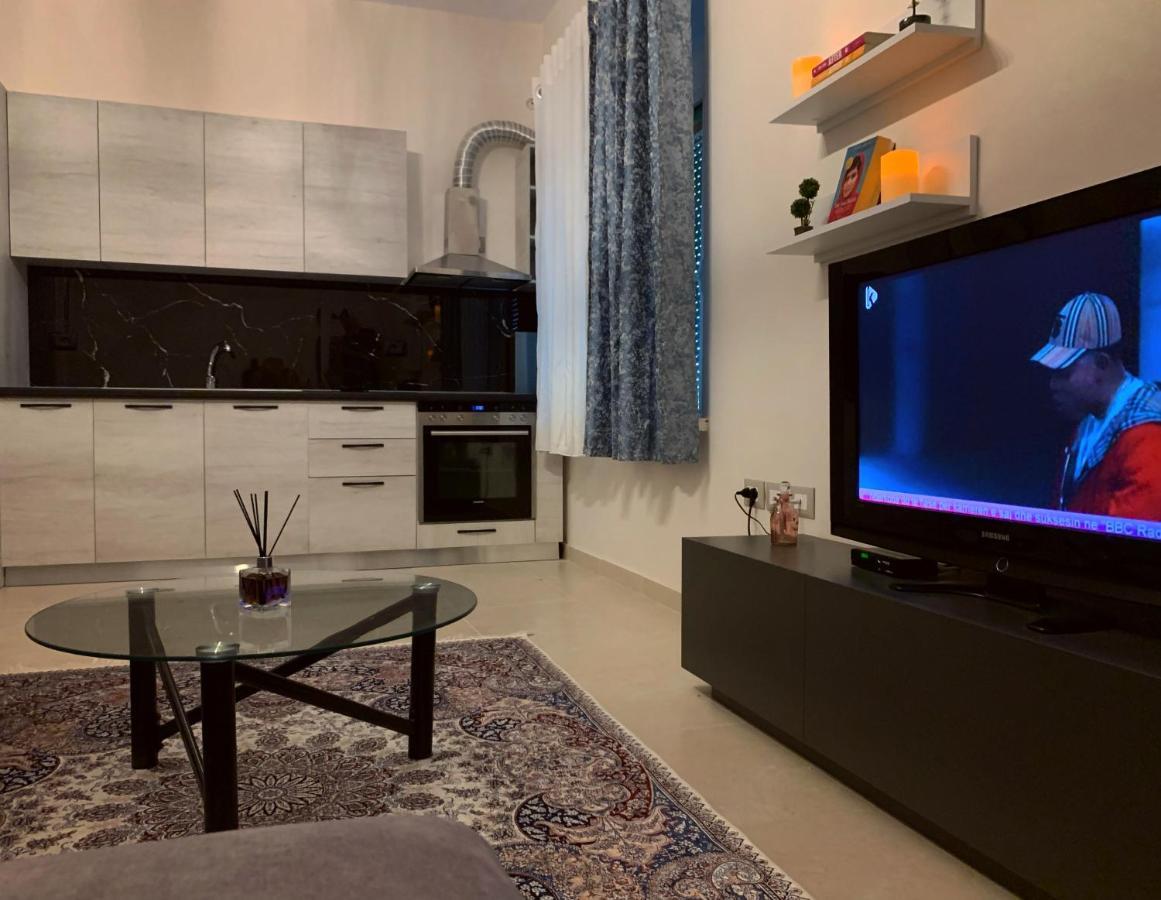 Jessica'S Apartment Тирана Екстериор снимка