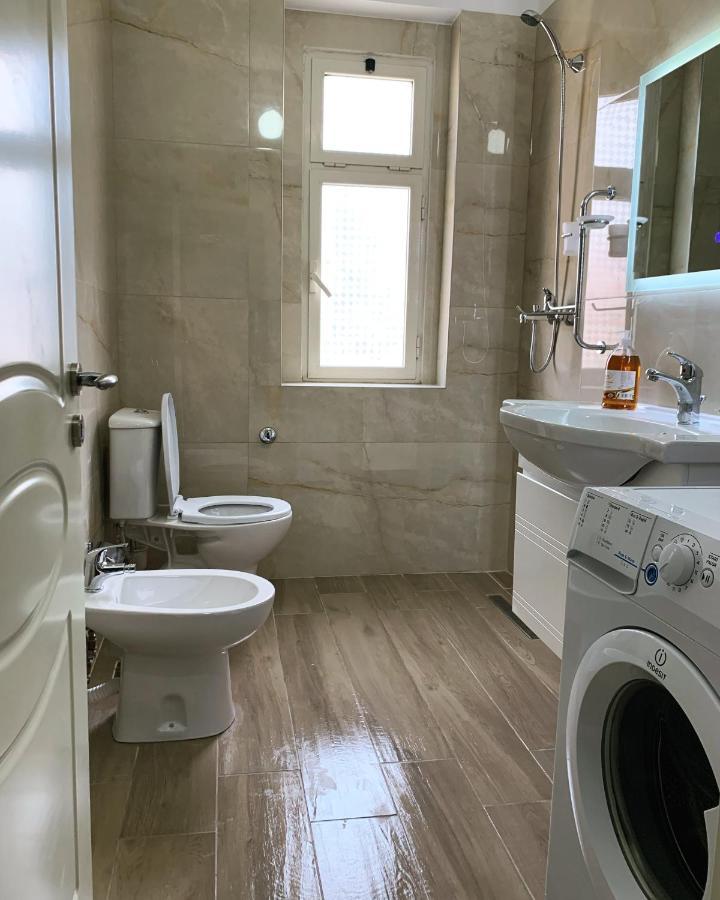 Jessica'S Apartment Тирана Екстериор снимка